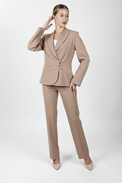 ÖNDER ÖZSOY Shawl Collar Double-Breasted Jacket & Piped Trousers with Pockets...