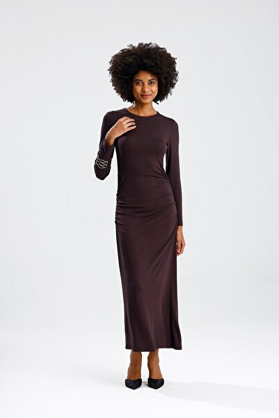 ROSE ARYA Brown Long Sleeve Side Gathered Long Dress