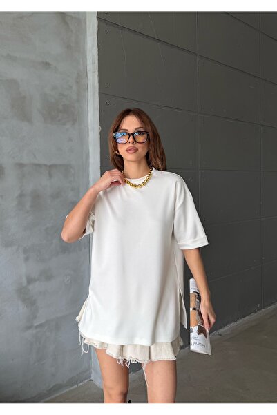 LE CARAMBOLE Women's Ecru Oversize Crew Neck T-Shirt