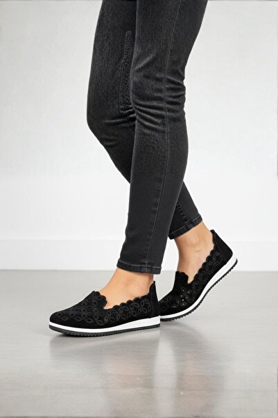 Nubbock Women's Black Suede Hole Motif Casual Ballerinas Nk3114