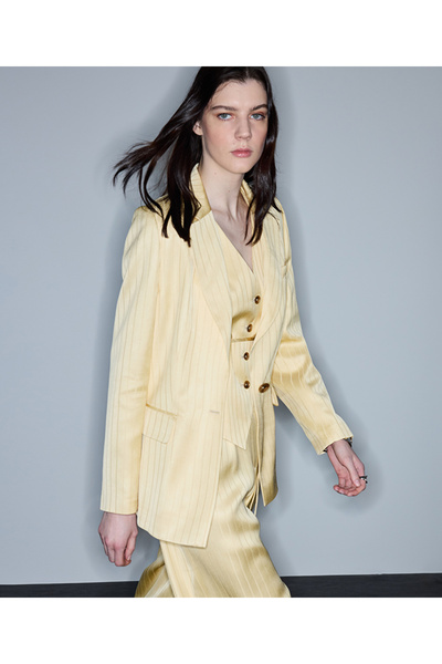 İpekyol Çizgi jakarlı vatkalı blazer