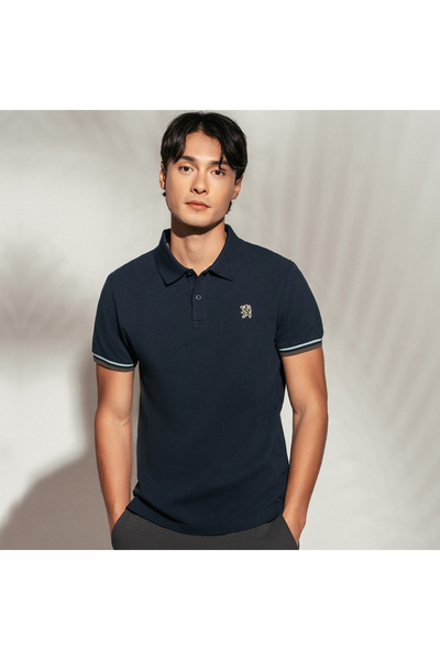 Giordano Men’s Cotton Slim Performance Polo with Small Lion Embroidery