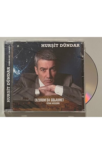 Melodi Müzik هورشيت دوندار في إرزوروم يعرض قرصًا مضغوطًا من غولاهيميت بلاك آي...