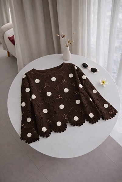 qarmacha Papatya Desenli Triko Bluz