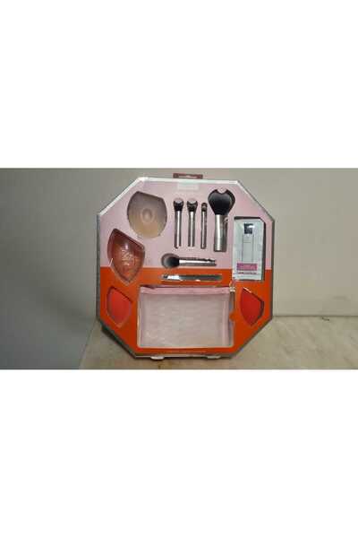 Real Techniques Sınırlı Üretim 12 Parça Günlük Güzellik Seti