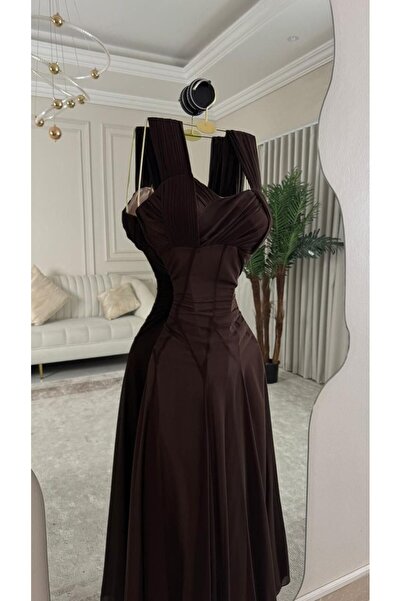 ainaqat aljawhara soft dress