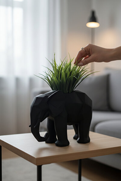 Pazarois Elephant Figured Design Vase Black