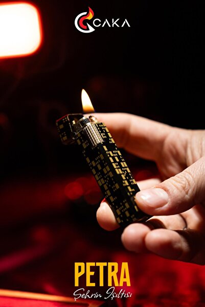 Caka Petra El Yapımı Pirinç Benzinli Çakmak Black Gold Desenli