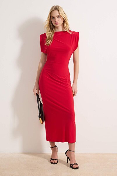 Trendyol Collection Rotes, gerade geschnittenes, gepolstertes, drapiertes Bod...