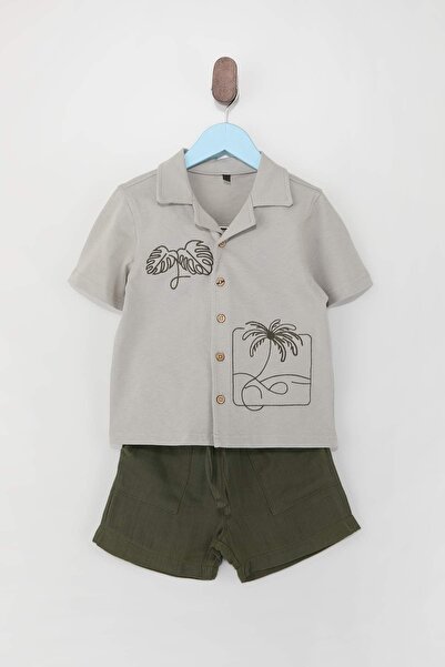 TRENDYOLKIDS Khakifarbenes tropisches Strick-Unterteil-Oberteil-Set TKDSS25AU...