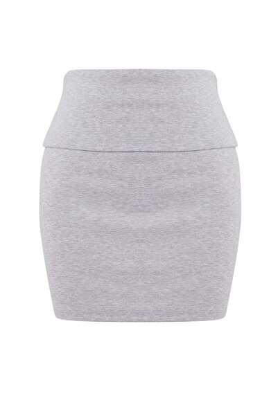 Trendyol Collection Grauer Melange-Rock mit Shorts, normale Taille, Mini-Rock...