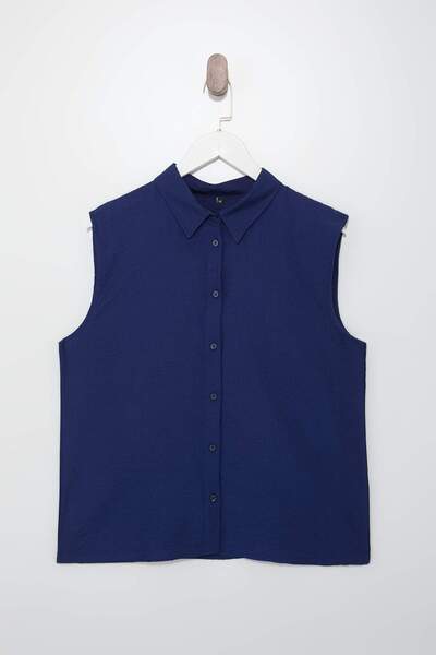 Trendyol Curve Marineblaues Übergrößenhemd TBBSS26AX00001