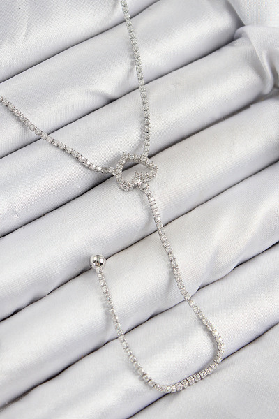 Skygo قلادة على شكل قلب من حجر الزركون النحاسي باللون الفضي - TJ-BKO10447