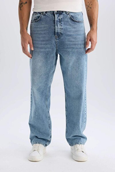 DeFacto بنطلون جينز واسع مناسب بخصر عادي وواسع الساقين قابل للغسل B3926AX23AU