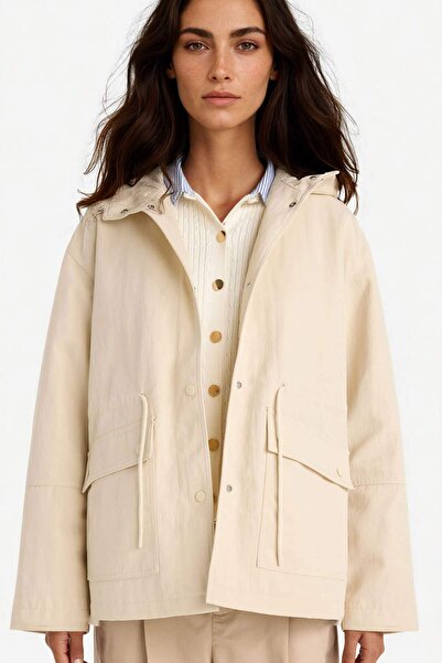 DeFacto Palton de ploaie cu glugă și buzunare cu apăsare, cu o formă obișnuit...