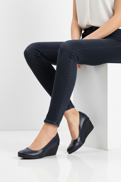 Deripabuc Γνήσιο δέρμα Navy Blue γυναικεία δερμάτινα παπούτσια με τακούνι TRC...