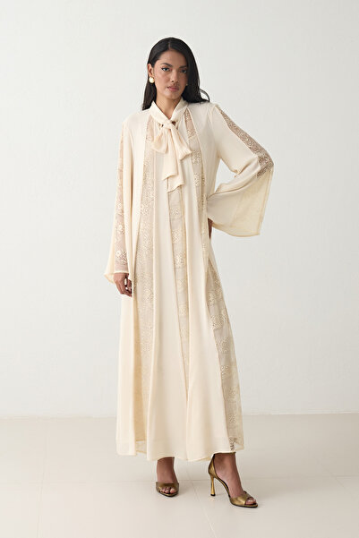 Setre Tereyağ Sarısı Uzun Kol Boyundan Bağla Ve Dantel Detaylı Elbise