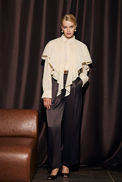 Setre Cream Draped Relaxed Fit Long Sleeve Shirt