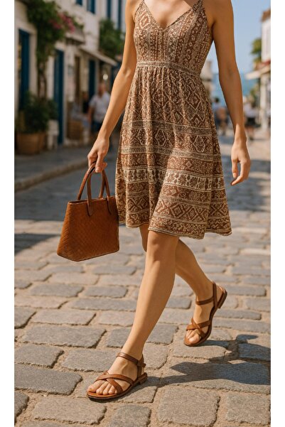 37Numara BÜYÜK NUMARA KADIN HAKİKİ DERİ BODRUM SANDALETİ 41-42-43-44- TABA