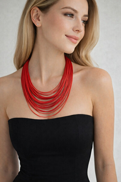 Kutcha Accessories Kırmızı Deri Görünümlü Çoklu Dekolte Kolye