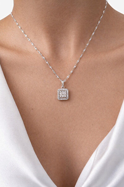 DeNors قلادة باجيت فضية - هدية بتصميم بسيط ولامع