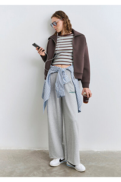 Mavi Pantaloni de sport gri imprimați 1011034-83096