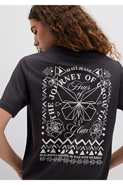 Mavi Anthrazitfarbenes T-Shirt mit Schmetterlingsdruck, reguläre Passform / n...