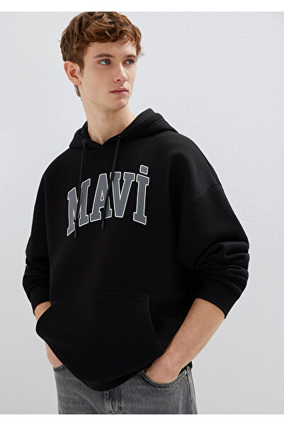 Mavi Logo Baskılı Kapüşonlu Siyah Sweatshirt 067149-902