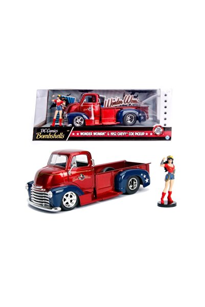 JollyMag DC BOMBSHELLS 1952 CHEVY COE WONDER WOMAN SCARA 1:24