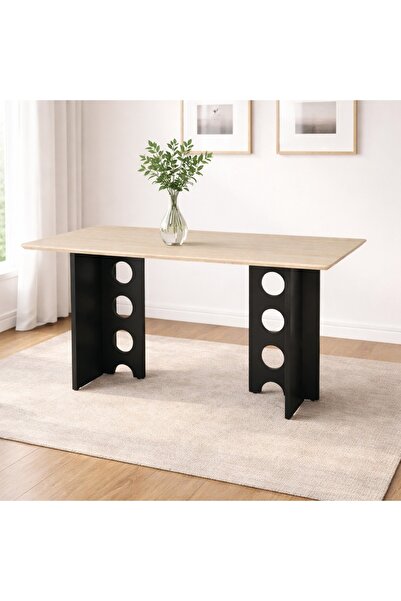 DEC13 A luxurious dining table with an elegant and distinctive design.