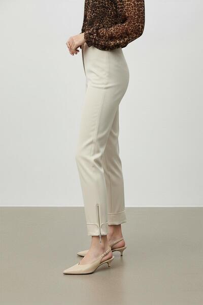 Puane بنطلون كلاسيكي للنساء بتفاصيل سحاب على الساق - 18294PNT - بيج