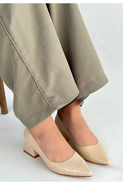 ARMÜZ Παπούτσια με τακούνι από λουστρίνι Meort Beige