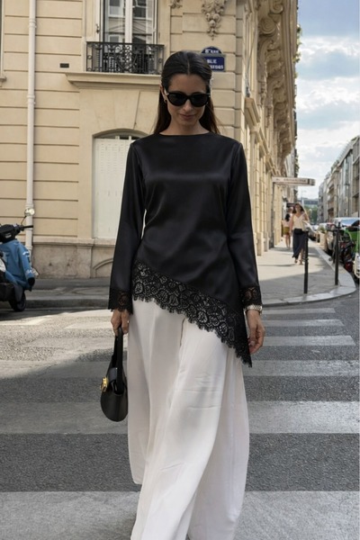 Hola Lady Ekru Asimetrik Kesim Dantelli Saten Bluz HL026