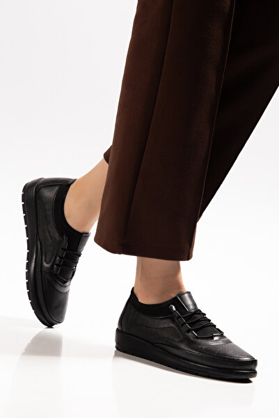 Yüce حذاء نسائي مريح بكعب جل من الجلد الأسود لتقويم العظام 349