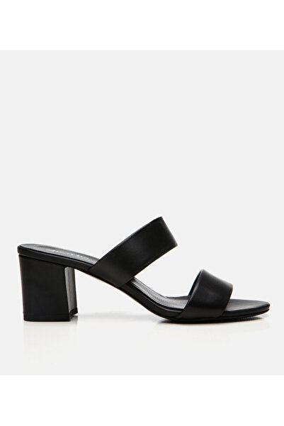 Hotiç Kadın Deri Siyah Kalın Topuklu Terlik