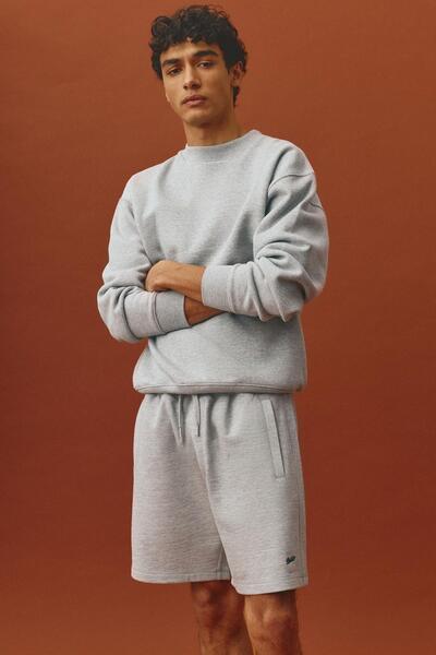 Pull & Bear Bermuda jogger with logo