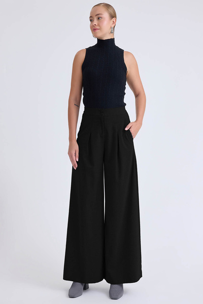 Vitrin Two-Button Elastic Waist Pleated Trousers