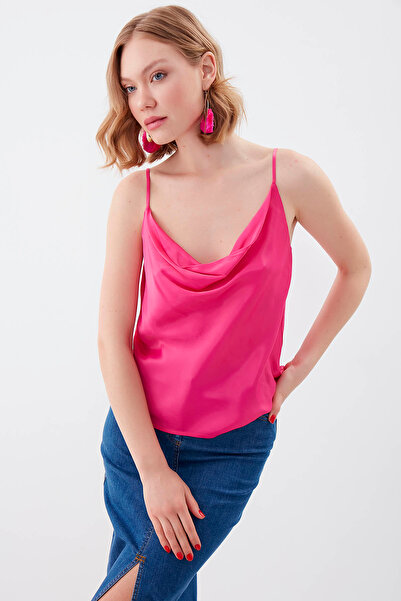 Vitrin İp Askılı Degaje Yaka Saten Bluz