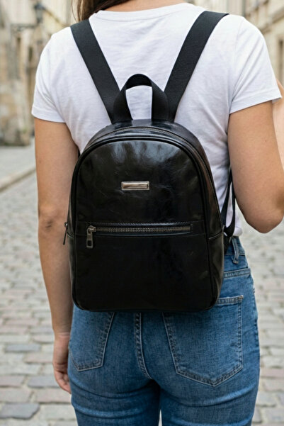 RİEMA Women's Wrinkled Patent Leather Faux Leather Waterproof Medium Size 2-C...