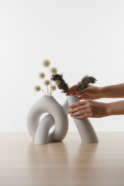 Pazarois Interlocking Design Vases White