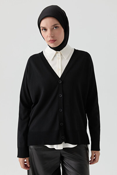 Tuğba Düğmeli Hırka - Siyah