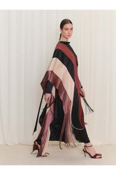 BAQA Püskül Detaylı Abaya