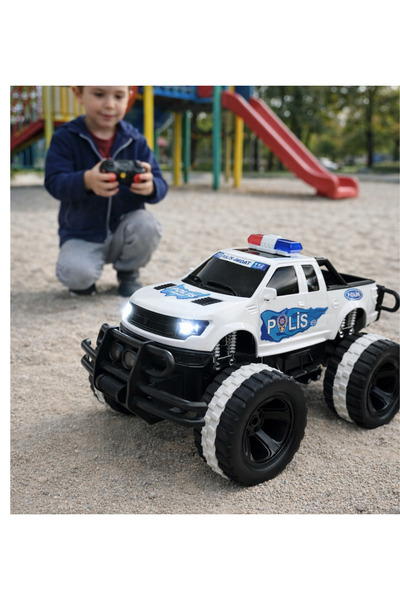 LRS STORE Uzaktan Kumandalı Şarjlı Araba Oyuncak Polis Arabası Farları Işıklı...