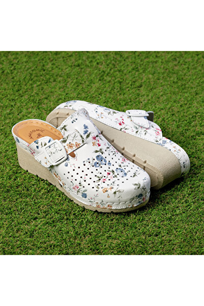 Tellus Women's Leather Medical Clogs 27-09, With Flowers