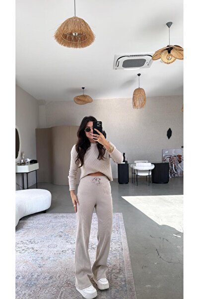 Buket Teke Beige Corded Suit