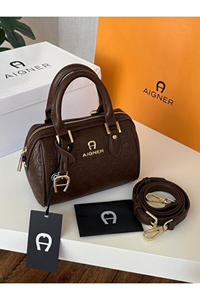 GGGG شنط معا ملحقاتها