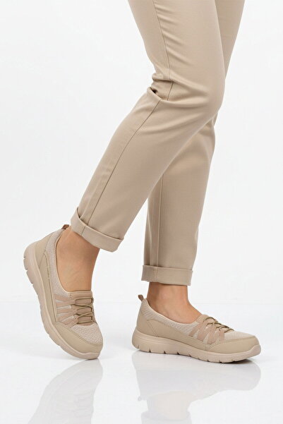 WALKWAY حذاء نسائي شبكي خفيف الوزن ومرن للمشي اليومي والرياضة باللون البيج Bs...