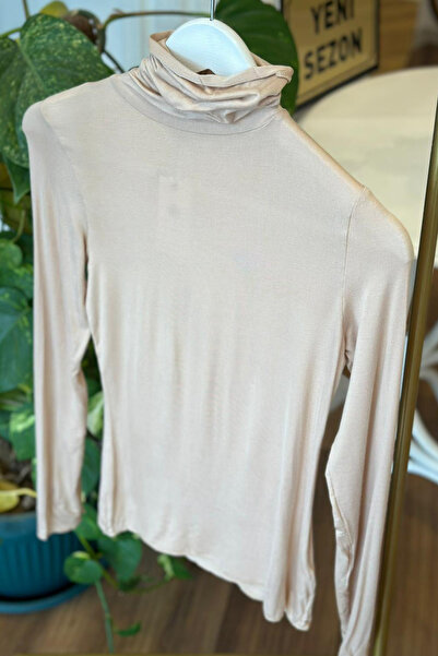 Unique Boutique Krem Balıkcı Yaka Kaşmir Dokulu Body