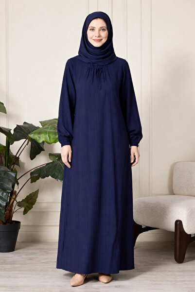 Ferace Rochie de damă cu guler pătrat, mărime mare, din țesătură Gofre