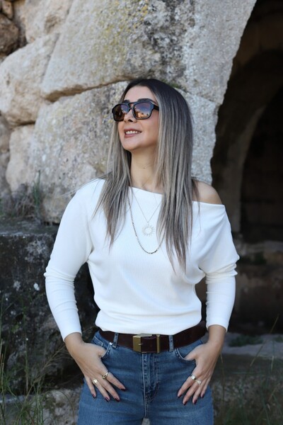 bytugcekaya Ecru Boat Neck Ribbed Knitwear Blouse